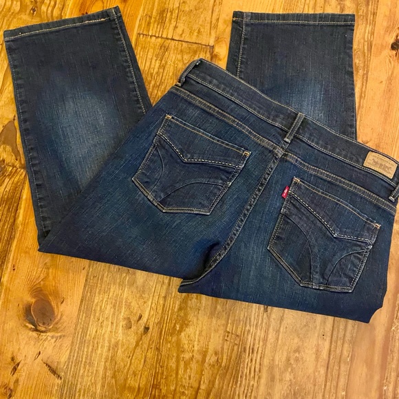 Signature by Levi Strauss 512 Gold Label Perfectly Slimming Capri Jeans - Picture 3 of 7